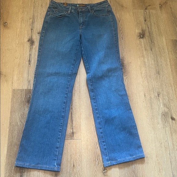 Aura by Wrangler Blue Straight Leg Jeans 6P Average - Picture 1 of 10